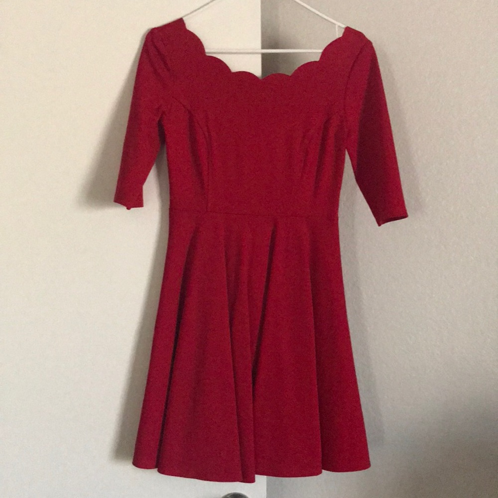 Scalloped top dress.